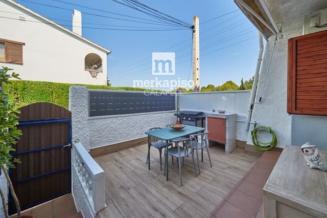 2 sypialnia Willa na sprzedaż w El Vendrell z basenem garażem - 250 000 € (Ref: 9894961)