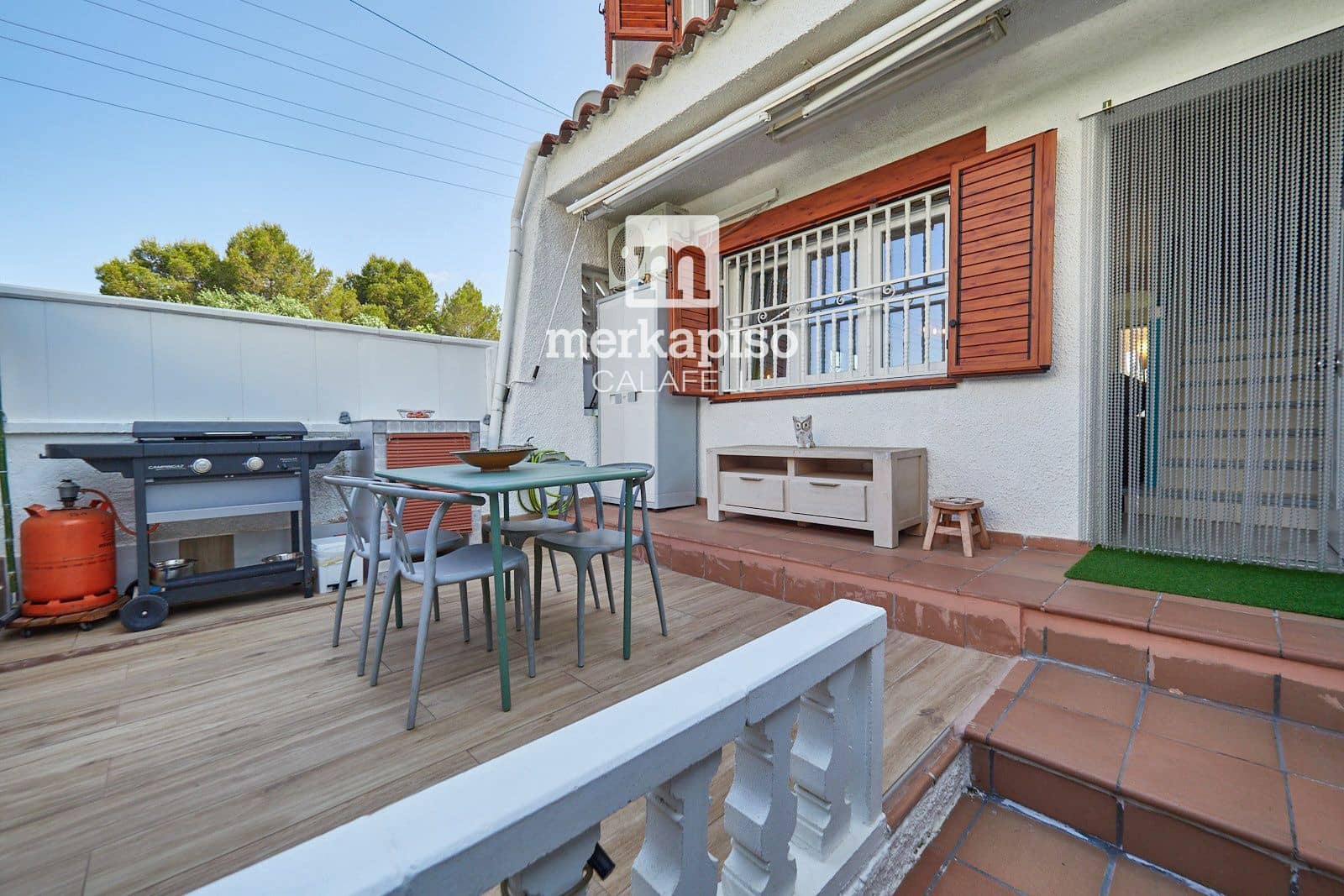 2 sypialnia Willa na sprzedaż w El Vendrell z basenem garażem - 250 000 € (Ref: 9894961)
