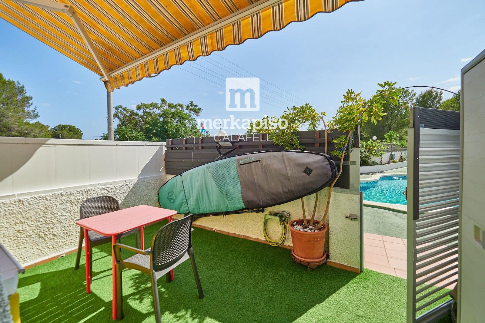 2 sypialnia Willa na sprzedaż w El Vendrell z basenem garażem - 250 000 € (Ref: 9894961)