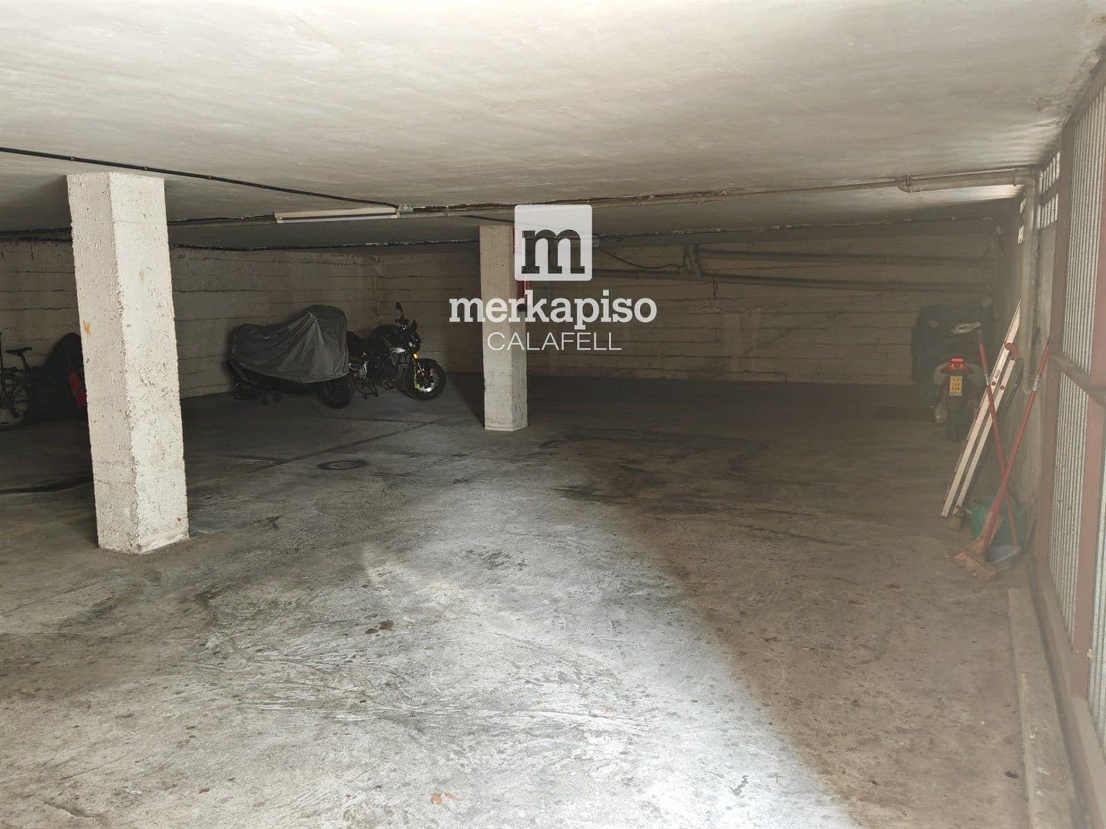 Garagem para venda em Calafell - 8 500 € (Ref: 9902131)