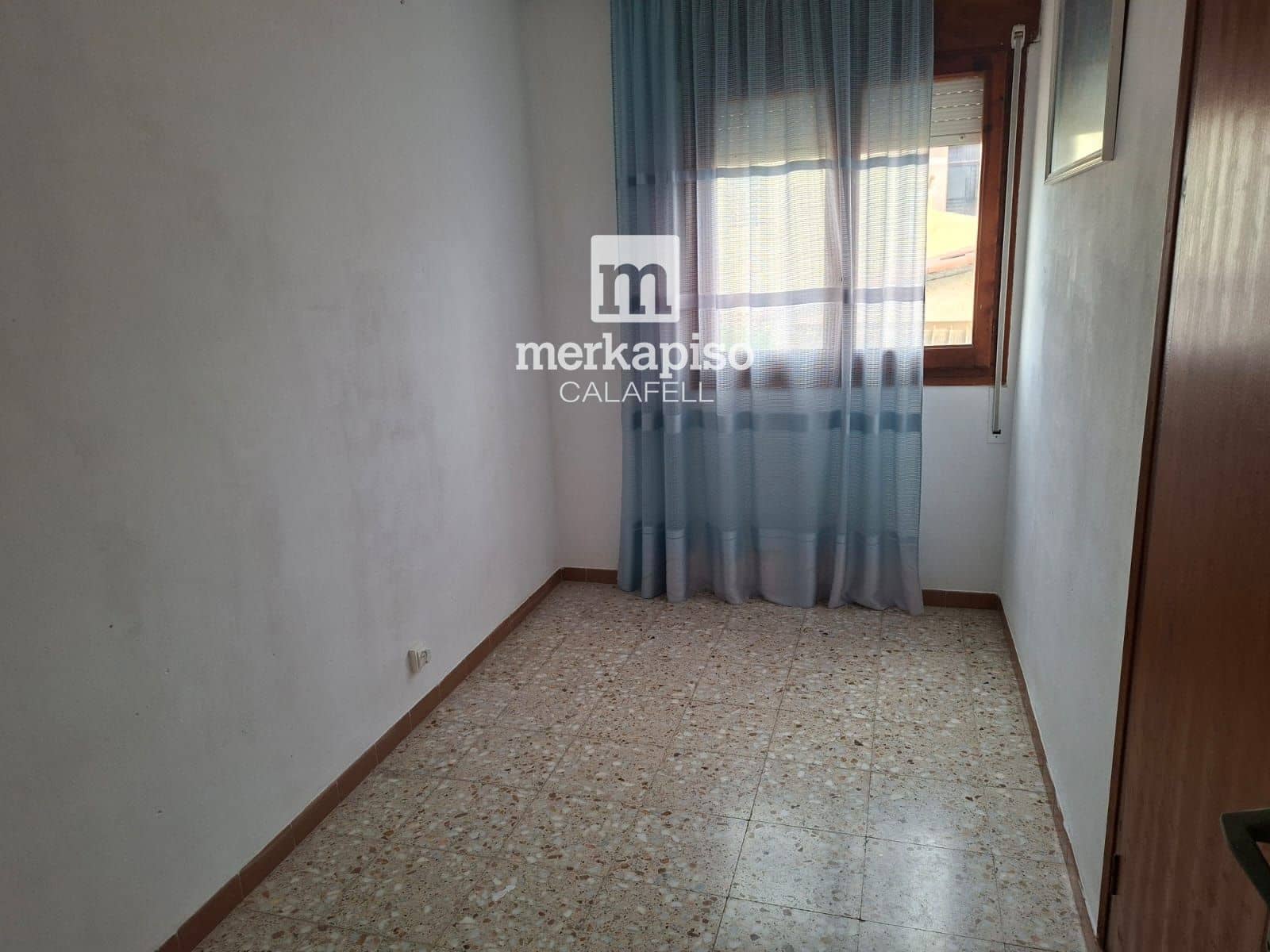 2 bedroom Flat for sale in Cunit with garage - € 138,000 (Ref: 9902132)