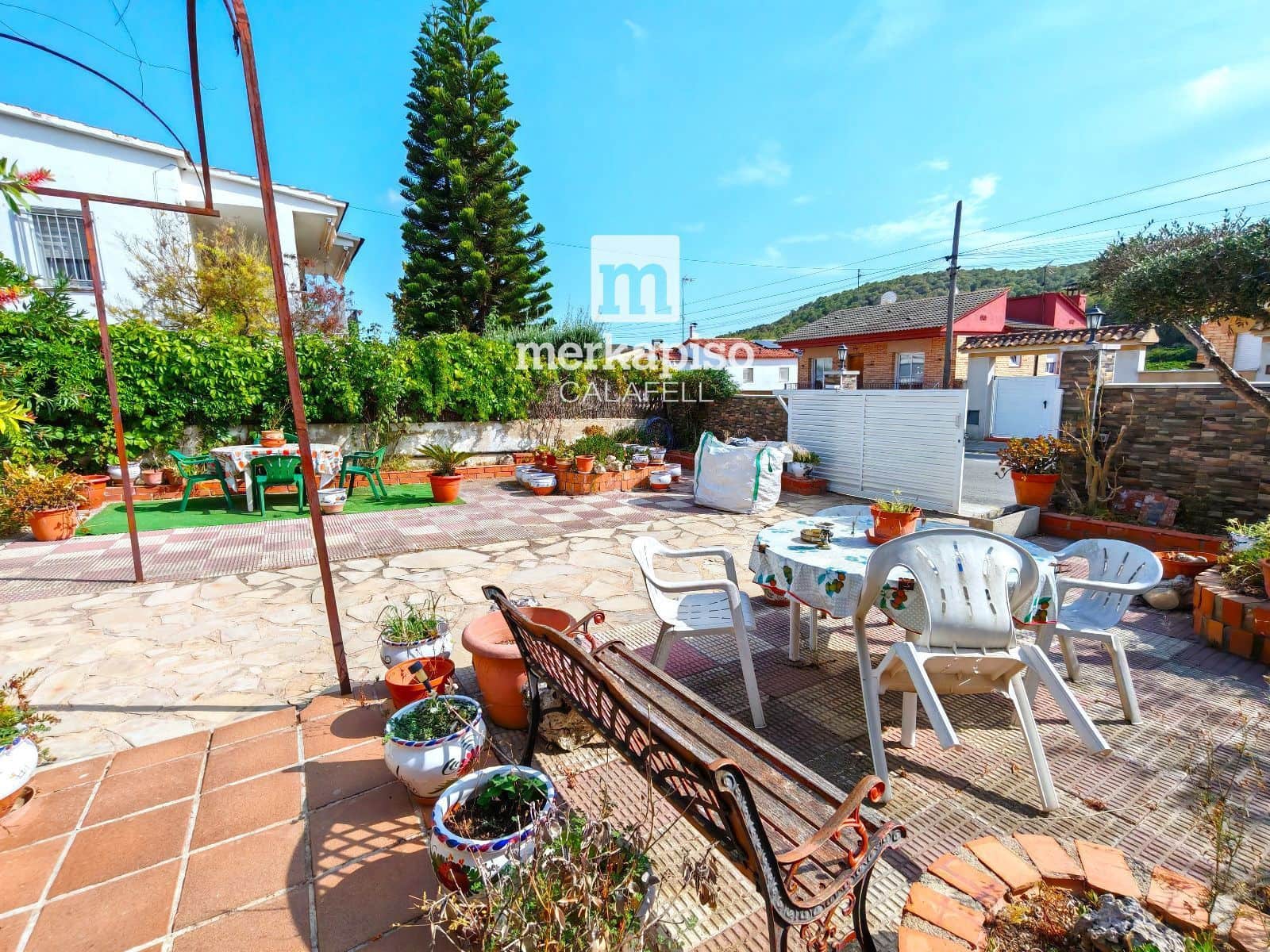 4 quarto Moradia para venda em Calafell com piscina garagem - 255 000 € (Ref: 9902133)