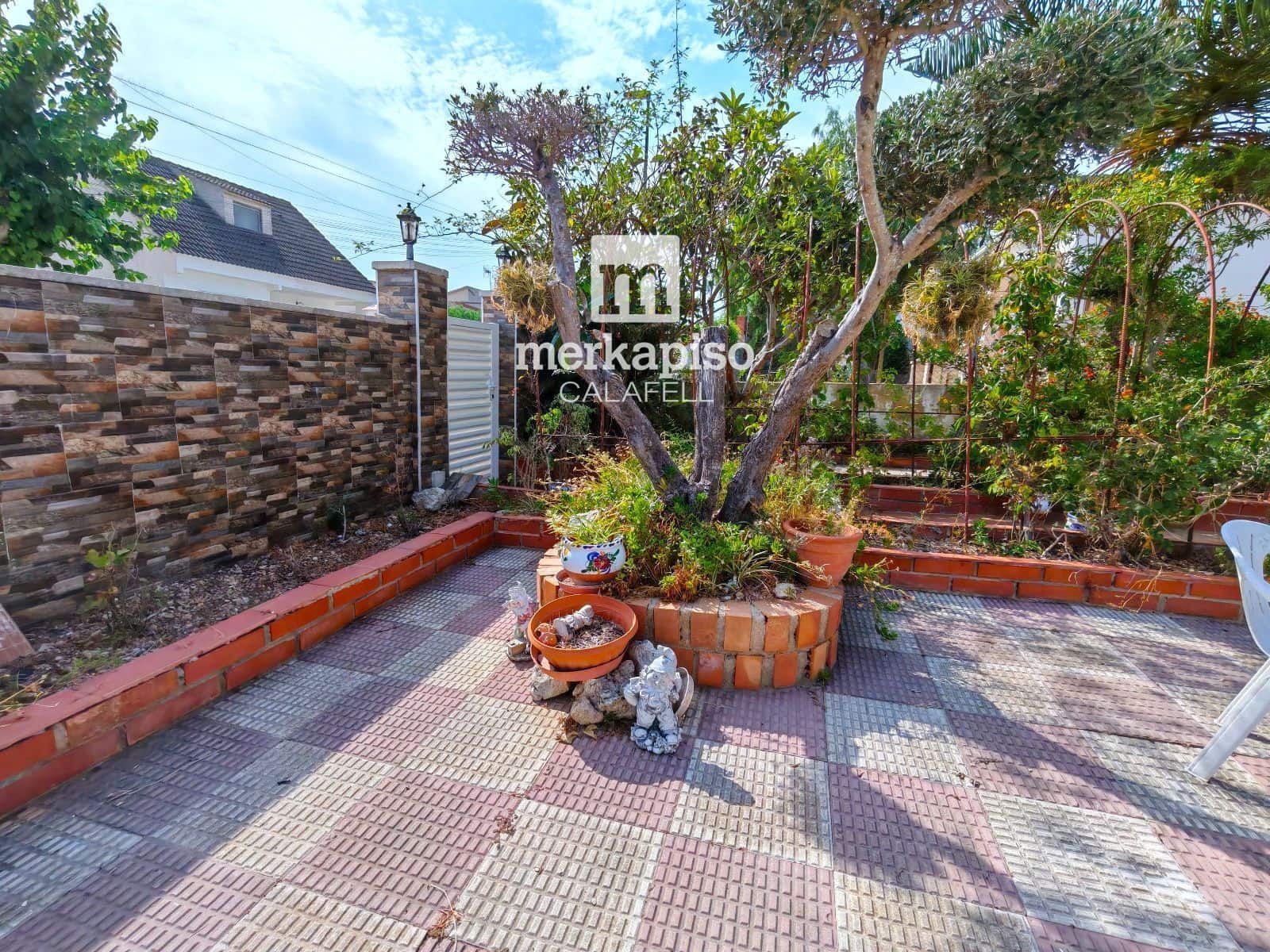 4 quarto Moradia para venda em Calafell com piscina garagem - 255 000 € (Ref: 9902133)