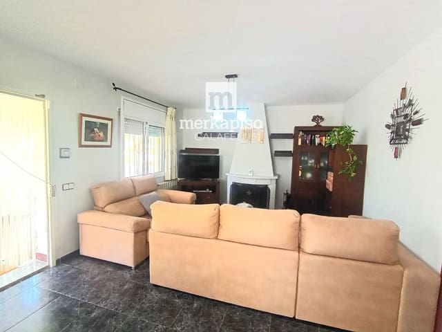 4 bedroom Villa for sale in Castellet i la Gornal - € 293,552 (Ref: 9911763)