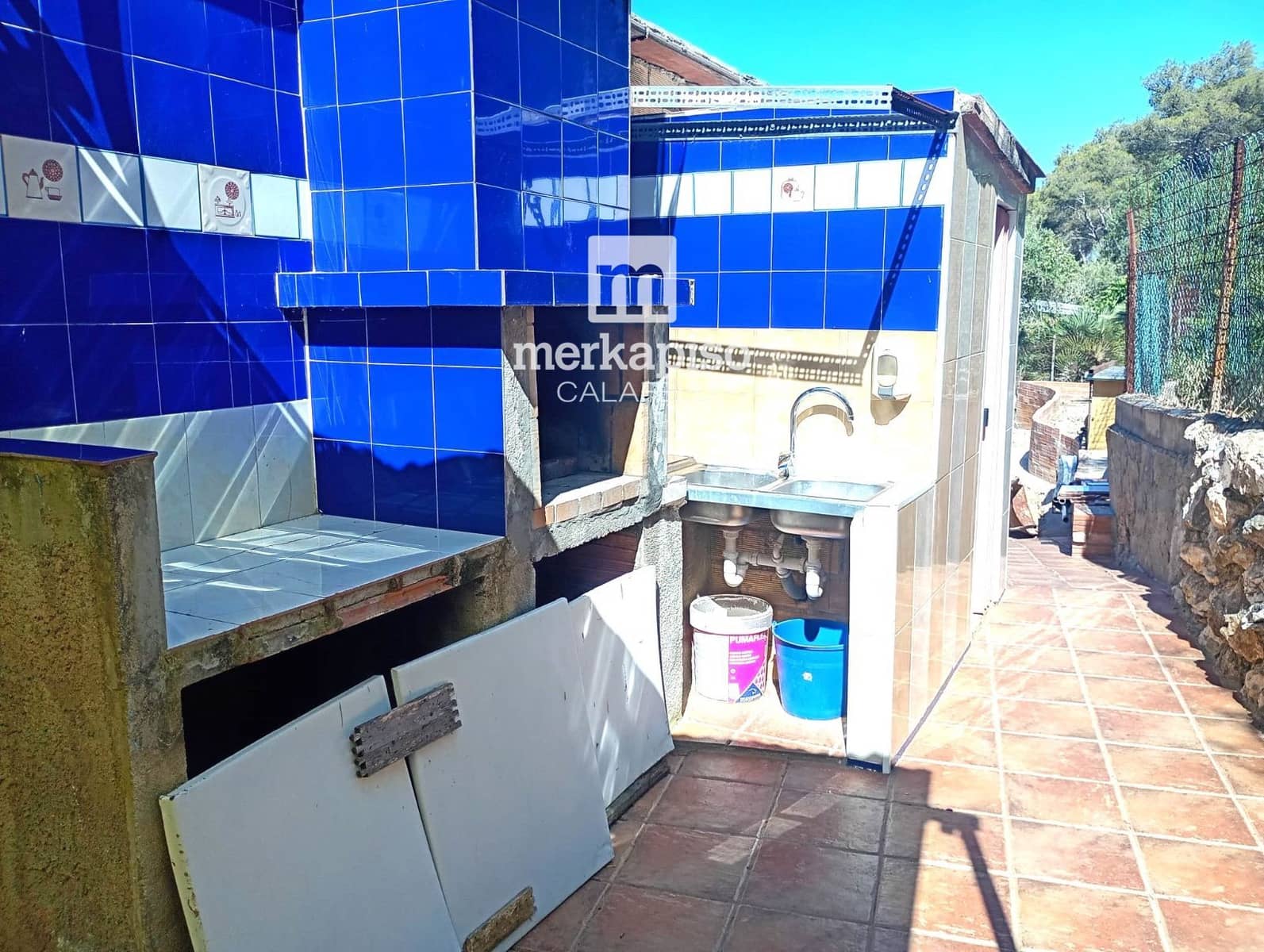 4 slaapkamer Villa te koop in Castellet i la Gornal - € 293.552 (Ref: 9911763)