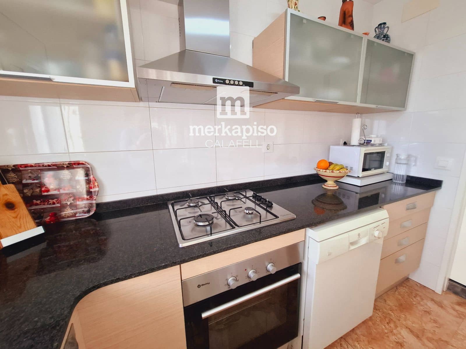 4 soveværelse Villa til salg i Calafell med garage - € 300.000 (Ref: 9912255)
