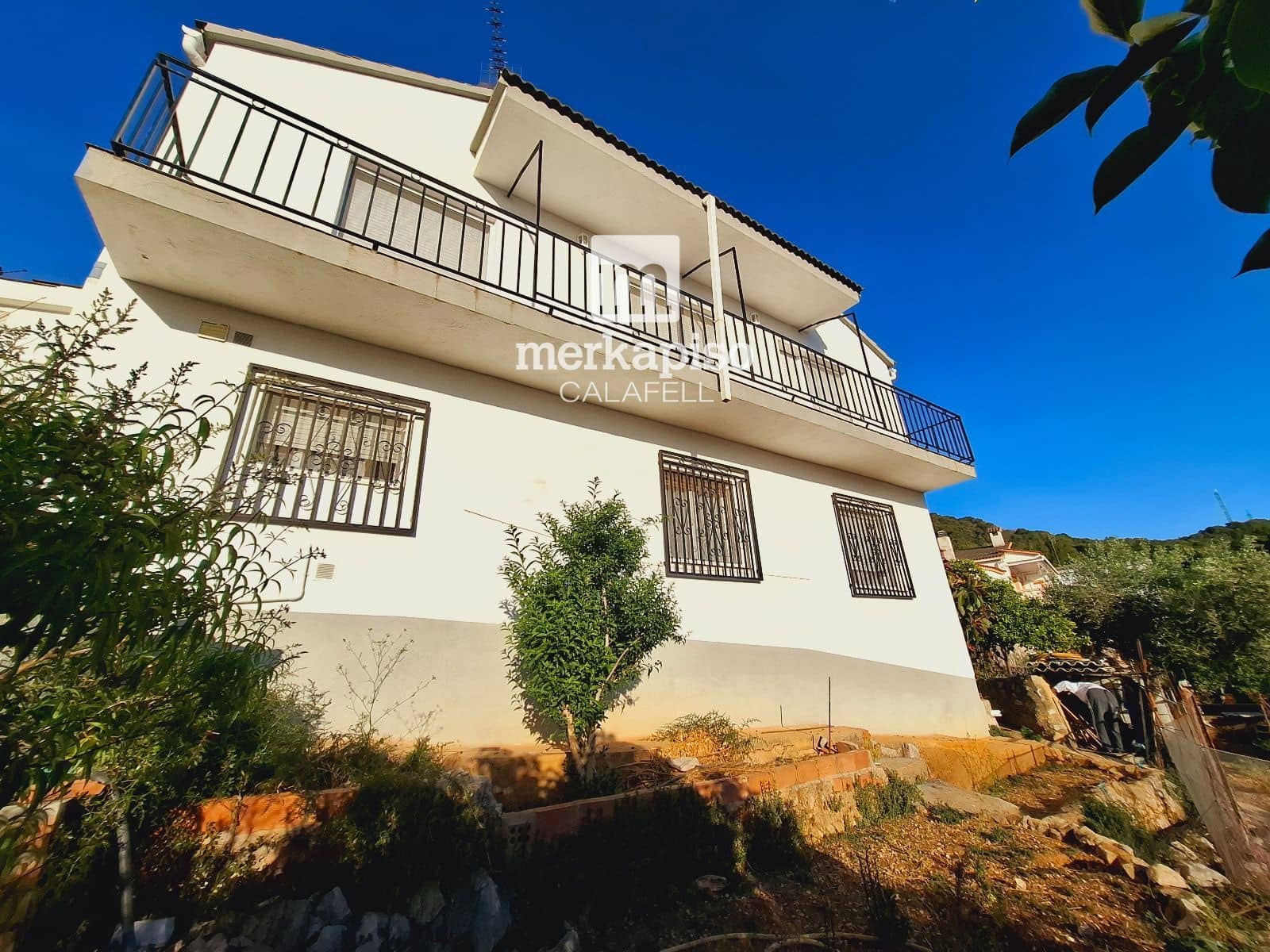 4 soveværelse Villa til salg i Calafell med garage - € 300.000 (Ref: 9912255)