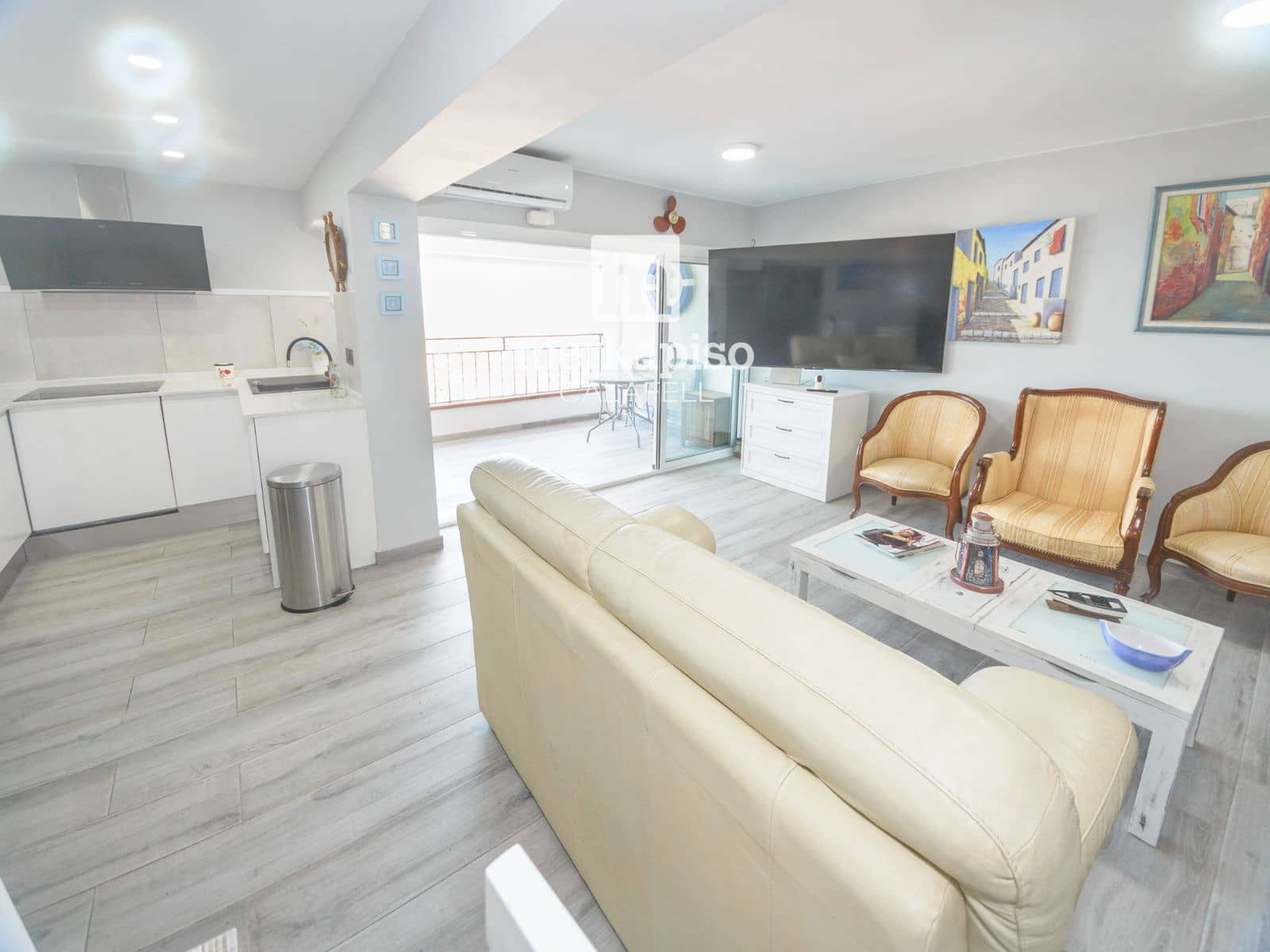 2 bedroom Flat for sale in El Vendrell - € 290,000 (Ref: 9918635)