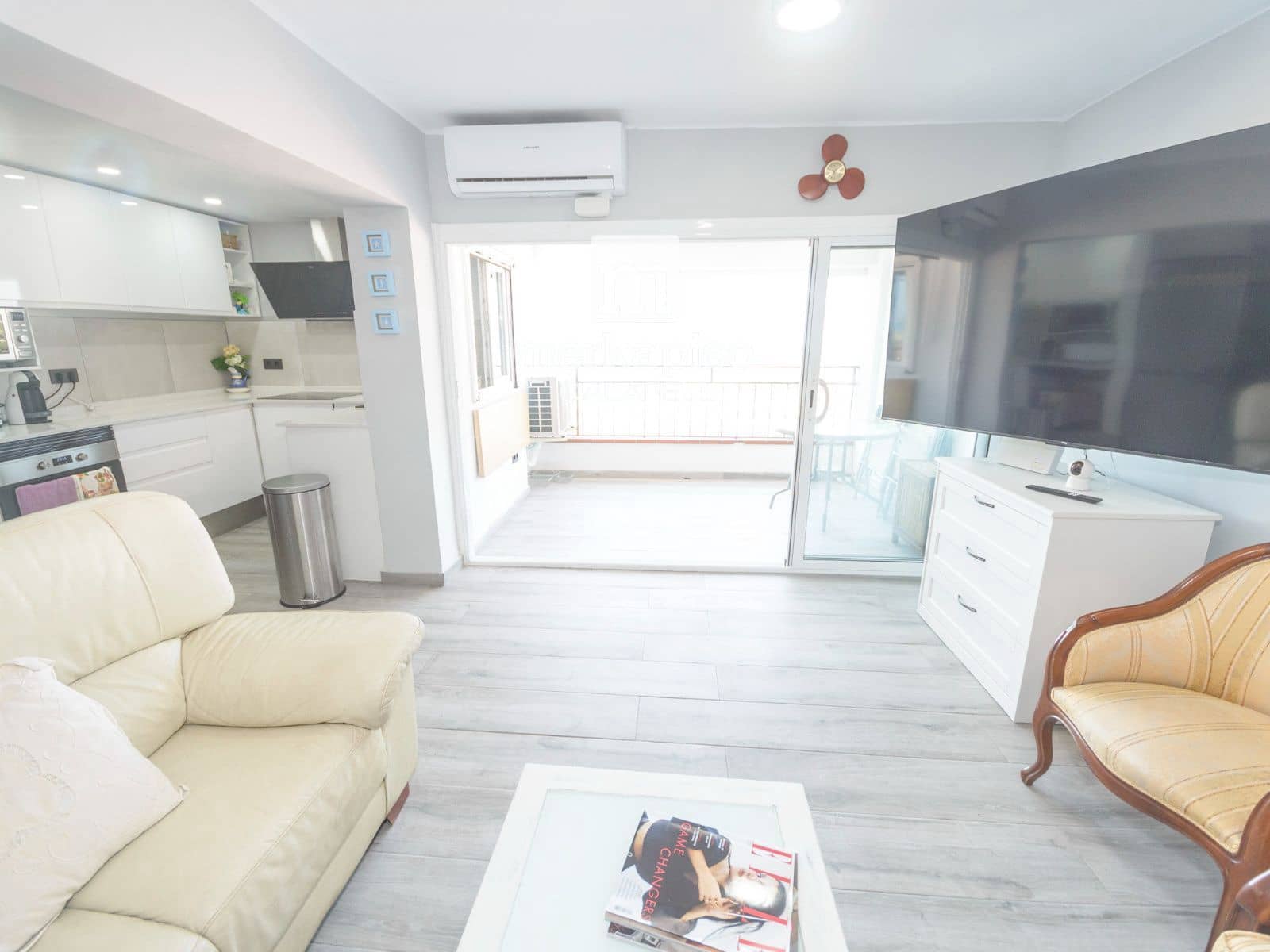 2 bedroom Flat for sale in El Vendrell - € 290,000 (Ref: 9918635)