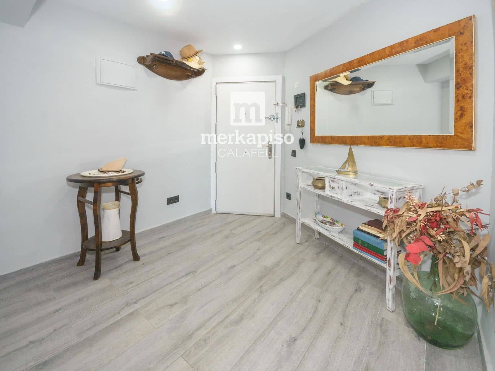 2 bedroom Flat for sale in El Vendrell - € 290,000 (Ref: 9918635)