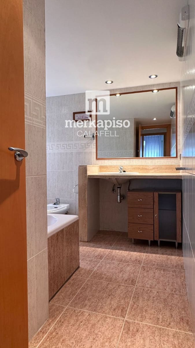3 soveværelse Lejlighed til salg i Calafell med garage - € 219.000 (Ref: 9936716)