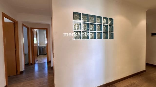 3 soveværelse Lejlighed til salg i Calafell med garage - € 219.000 (Ref: 9936716)