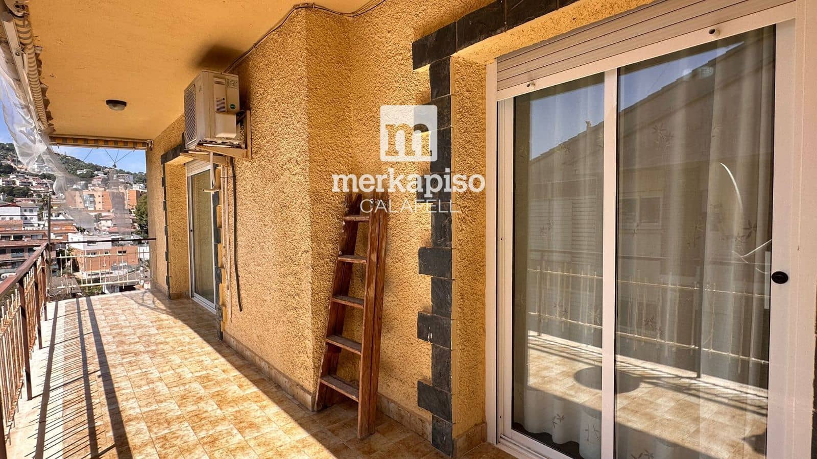 3 soveværelse Lejlighed til salg i Calafell med garage - € 219.000 (Ref: 9936716)