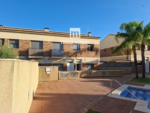 3 soveværelse Byhus til salg i El Vendrell med swimmingpool garage - € 355.000 (Ref: 9936717)