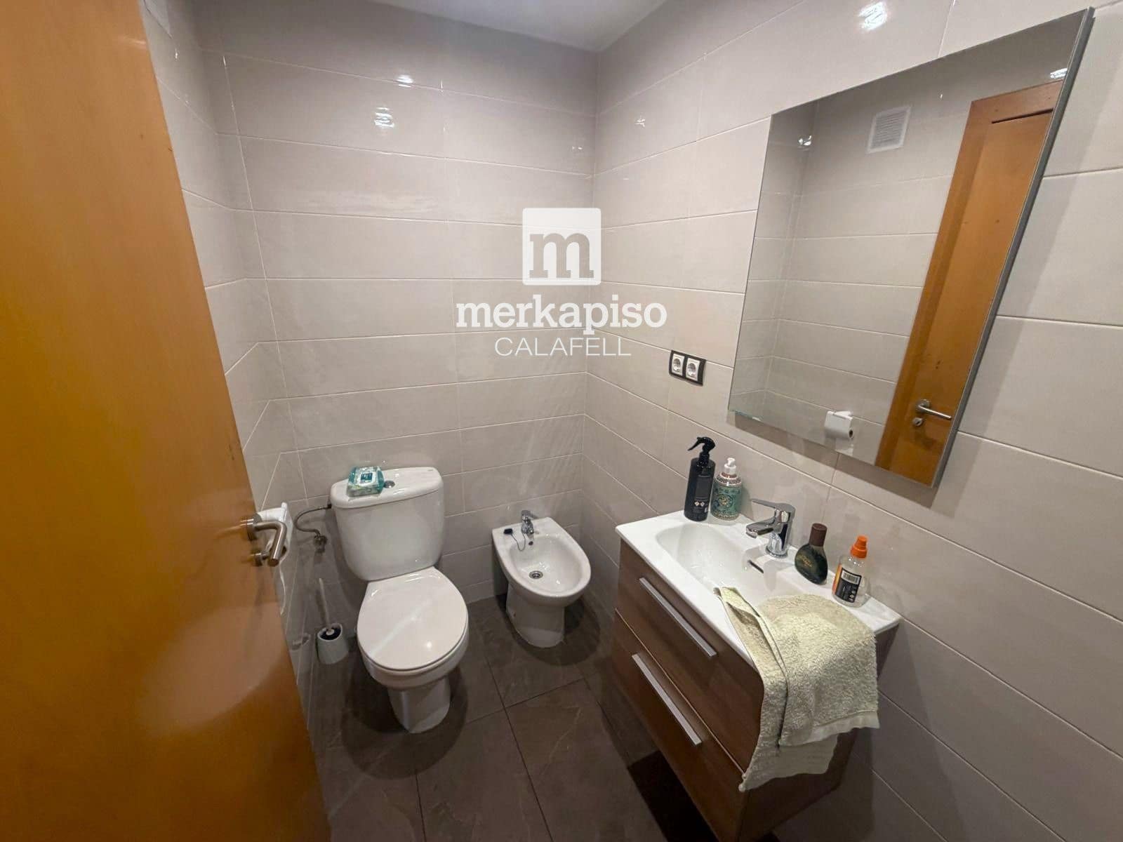 Piso de 2 habitaciones en Calafell en venta - 215.000 € (Ref: 9940884)