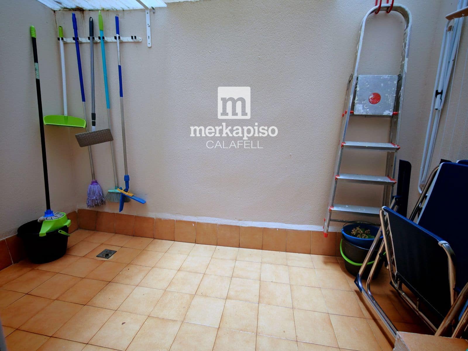 Piso de 2 habitaciones en Calafell en venta - 215.000 € (Ref: 9940884)