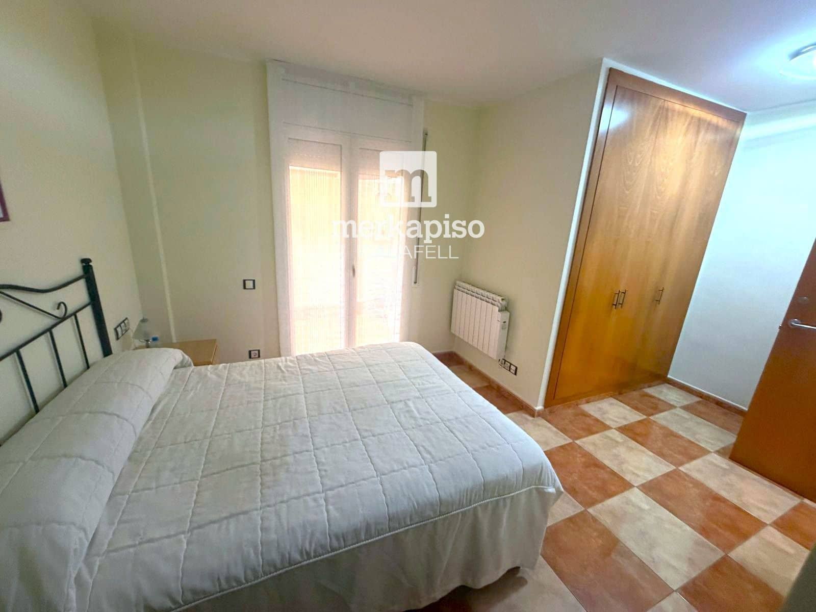 Piso de 2 habitaciones en Calafell en venta - 215.000 € (Ref: 9940884)