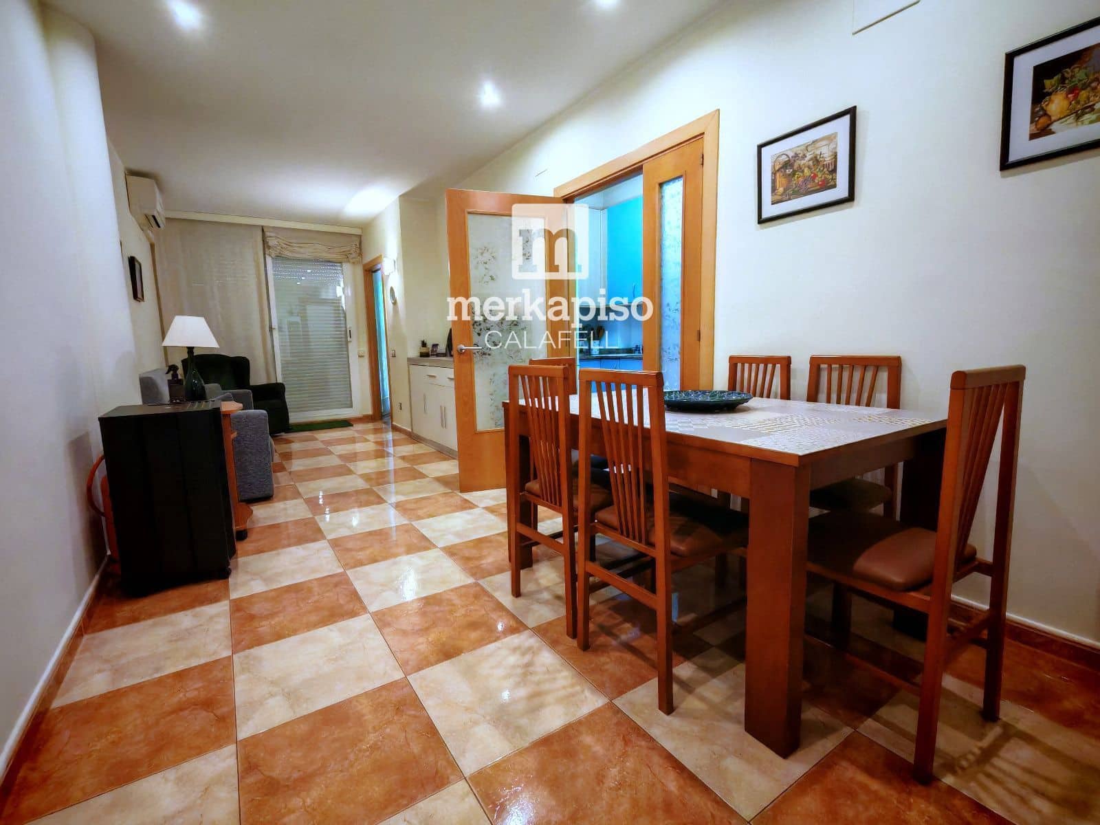 Piso de 2 habitaciones en Calafell en venta - 215.000 € (Ref: 9940884)
