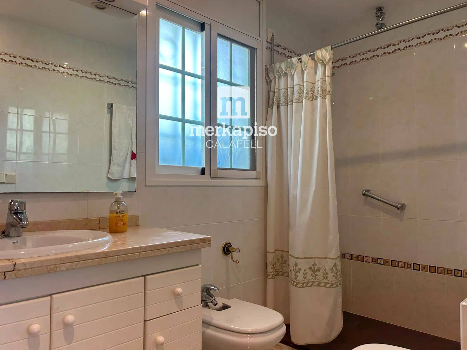 5 soveværelse Villa til salg i Calafell med garage - € 625.000 (Ref: 9944354)