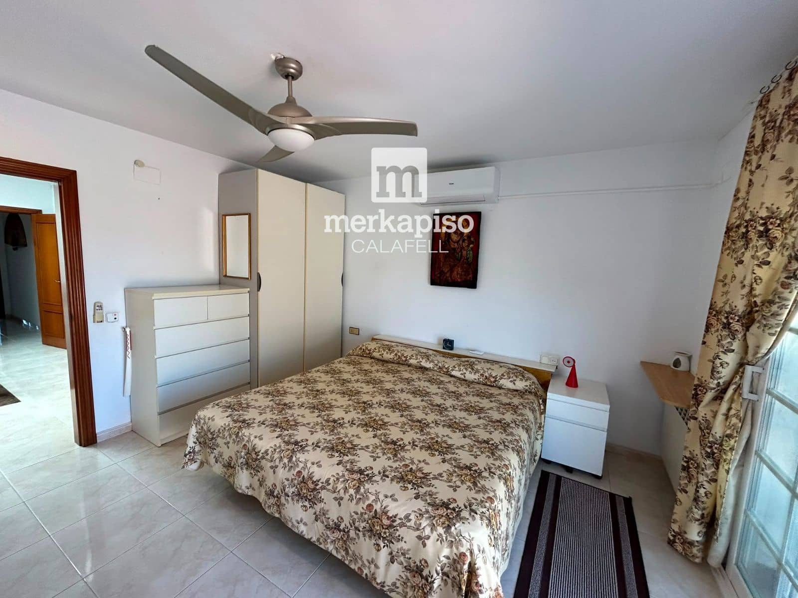 5 soveværelse Villa til salg i Calafell med garage - € 625.000 (Ref: 9944354)