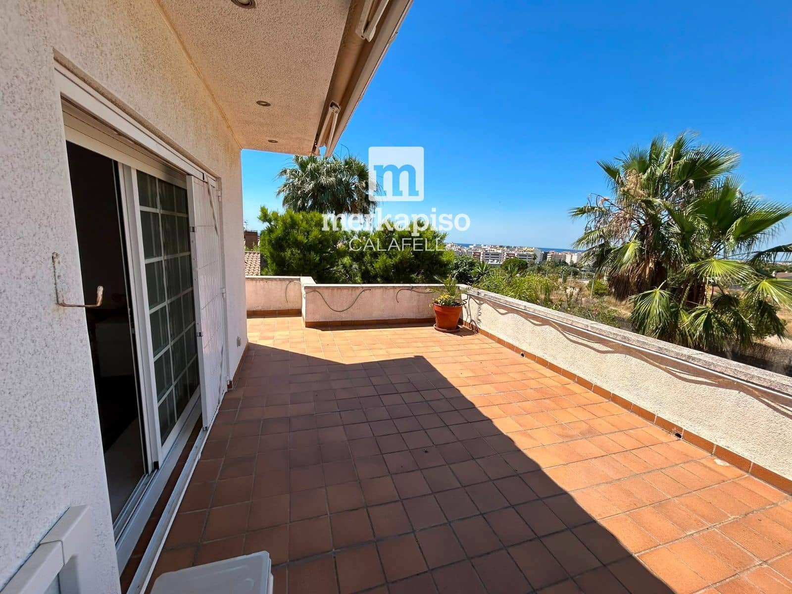 5 soveværelse Villa til salg i Calafell med garage - € 625.000 (Ref: 9944354)