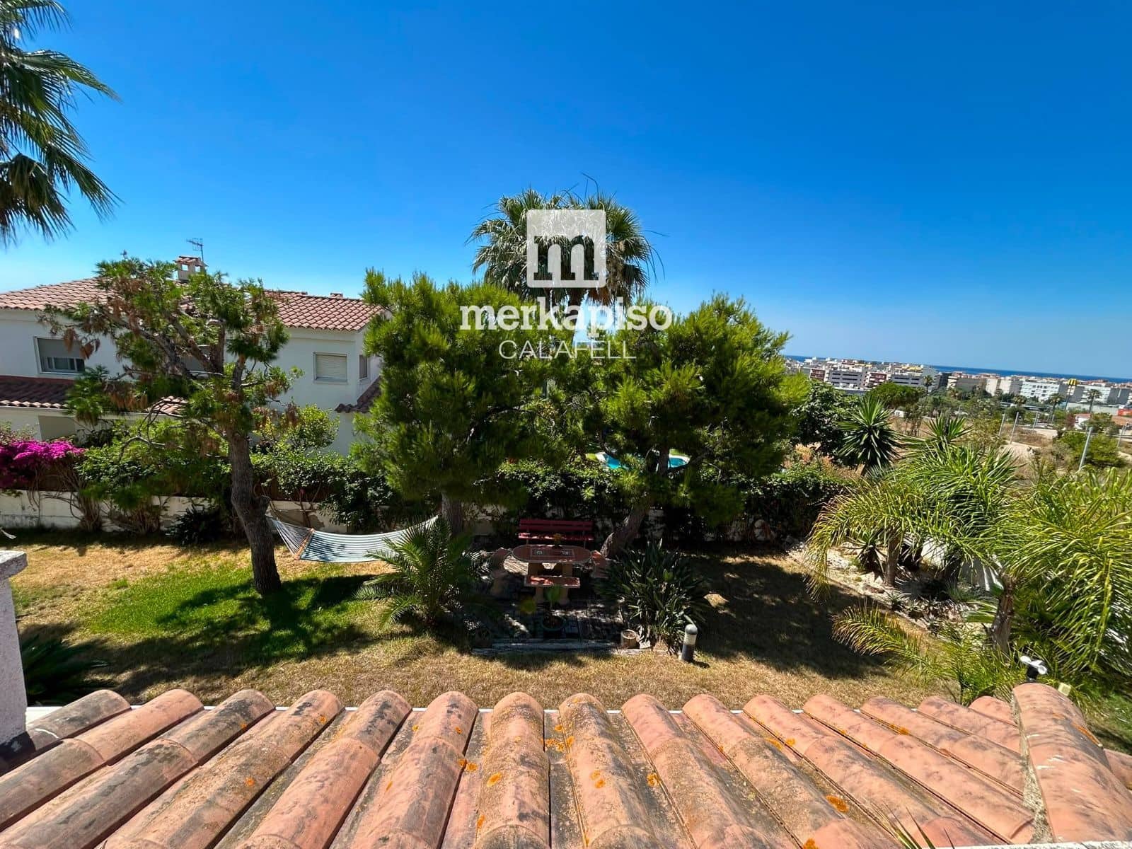 5 soveværelse Villa til salg i Calafell med garage - € 625.000 (Ref: 9944354)