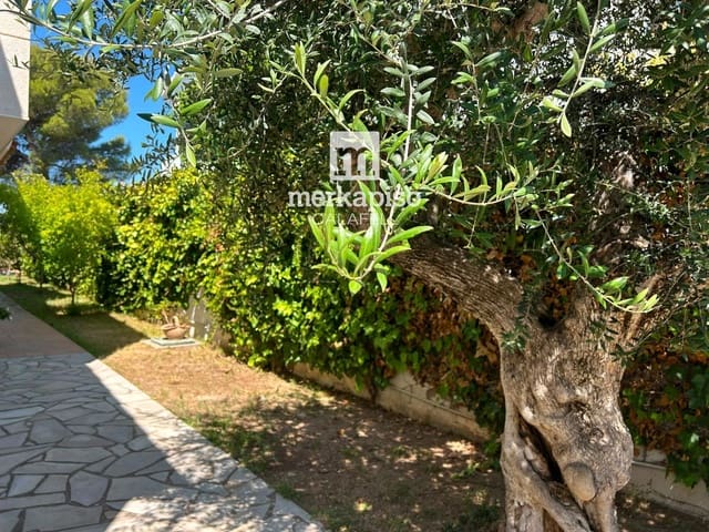 5 chambre Villa/Maison à vendre à Calafell avec garage - 625 000 € (Ref: 9944354)