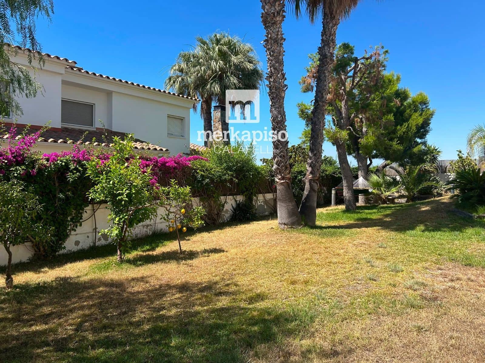 5 soveværelse Villa til salg i Calafell med garage - € 625.000 (Ref: 9944354)