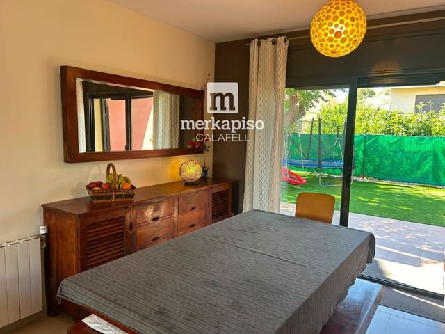 4 quarto Casa em Banda para venda em Calafell com garagem - 435 000 € (Ref: 9950203)