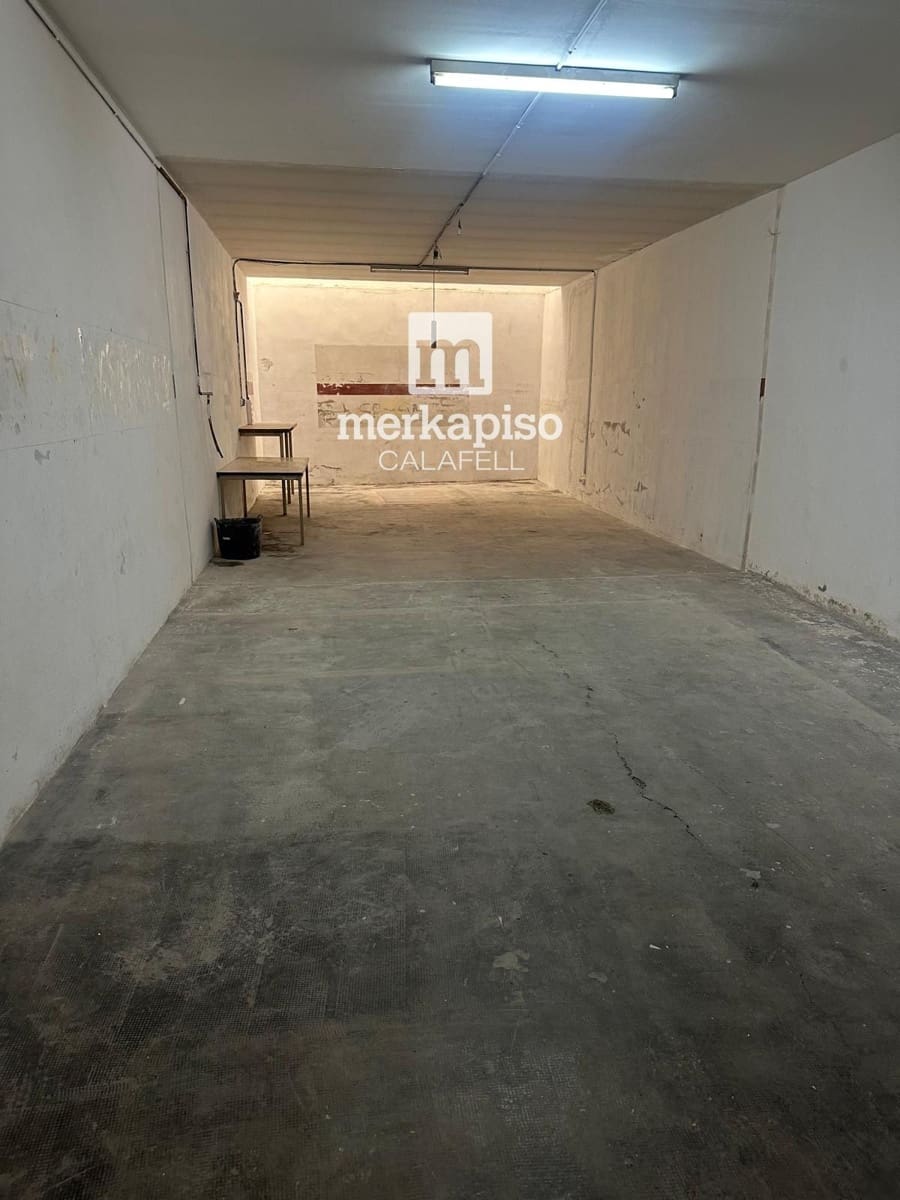 Kaupallinen myytävänä paikassa Viladecans - 90 000 € (Ref: 9956640)
