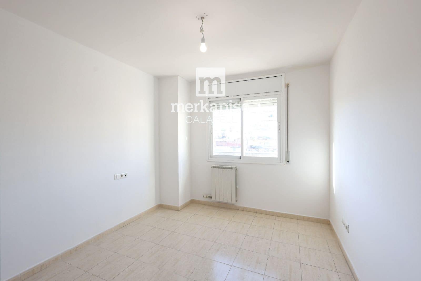 Piso de 3 habitaciones en El Vendrell en venta - 160.000 € (Ref: 9958309)
