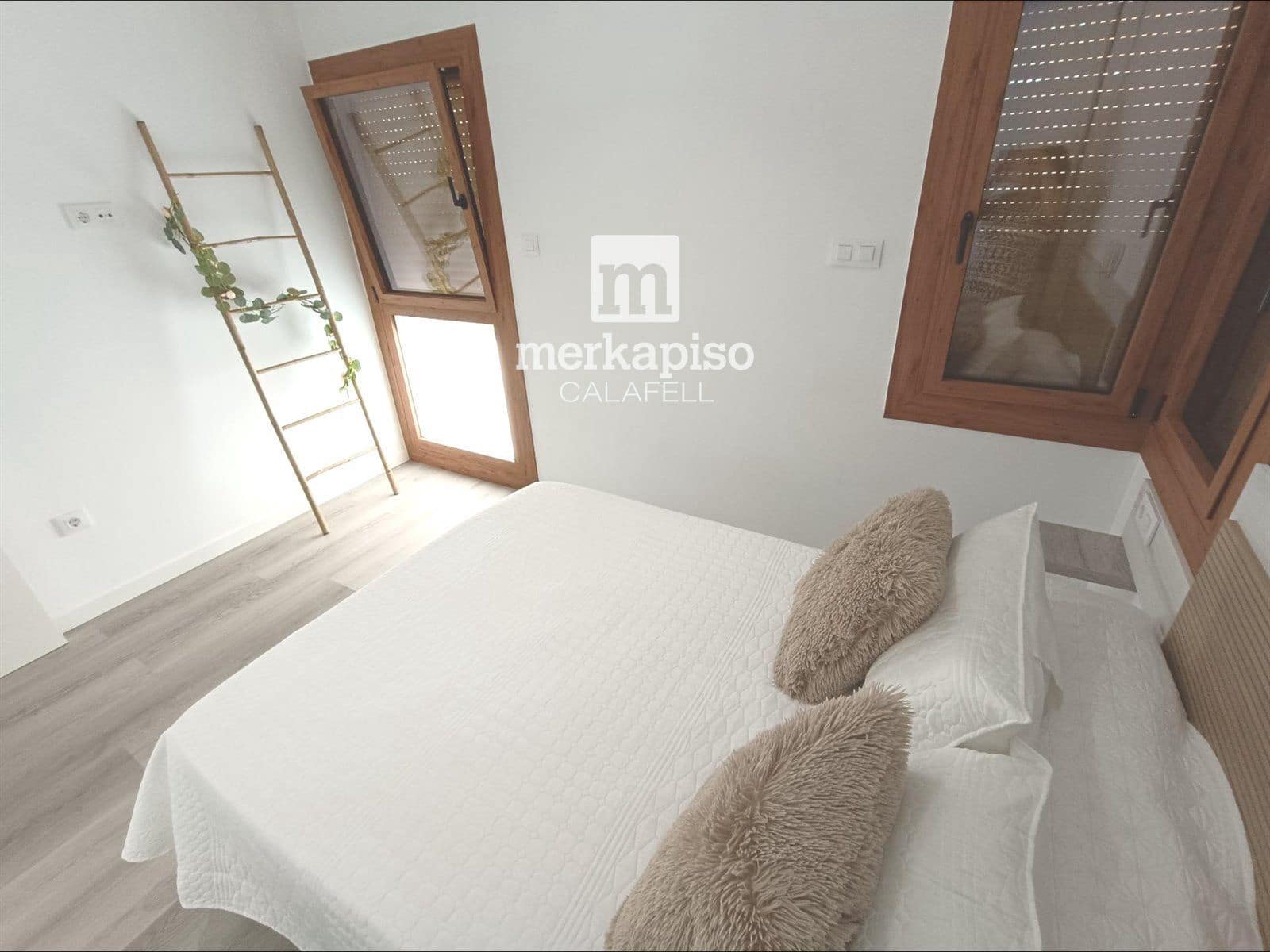 3 quarto Apartamento para arrendar em Segur de Calafell - 900 € (Ref: 9958570)
