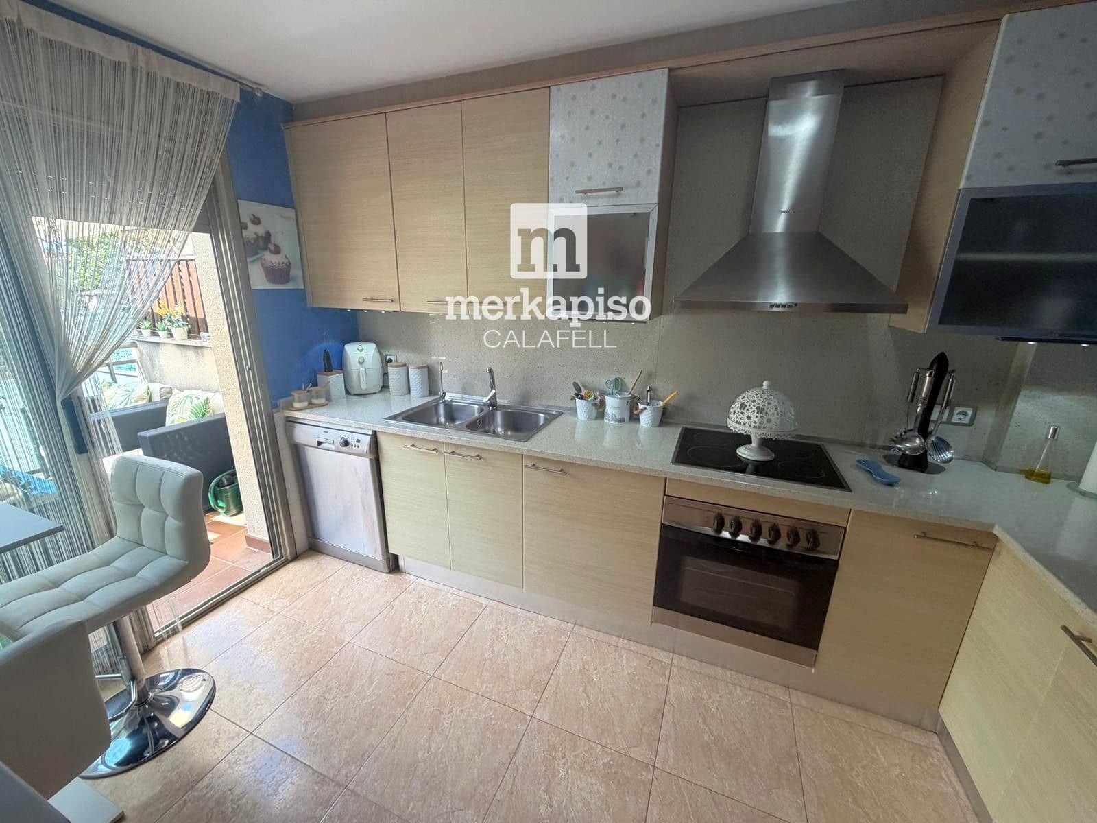 4 soveværelse Byhus til salg i El Vendrell med garage - € 347.000 (Ref: 9969083)