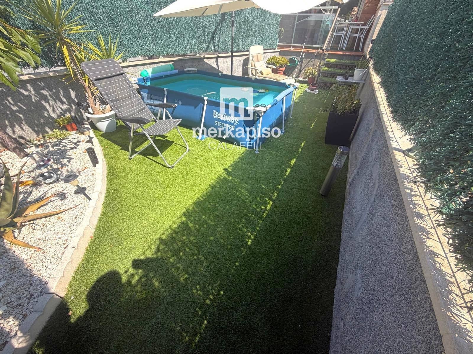 4 soveværelse Byhus til salg i El Vendrell med garage - € 347.000 (Ref: 9969083)