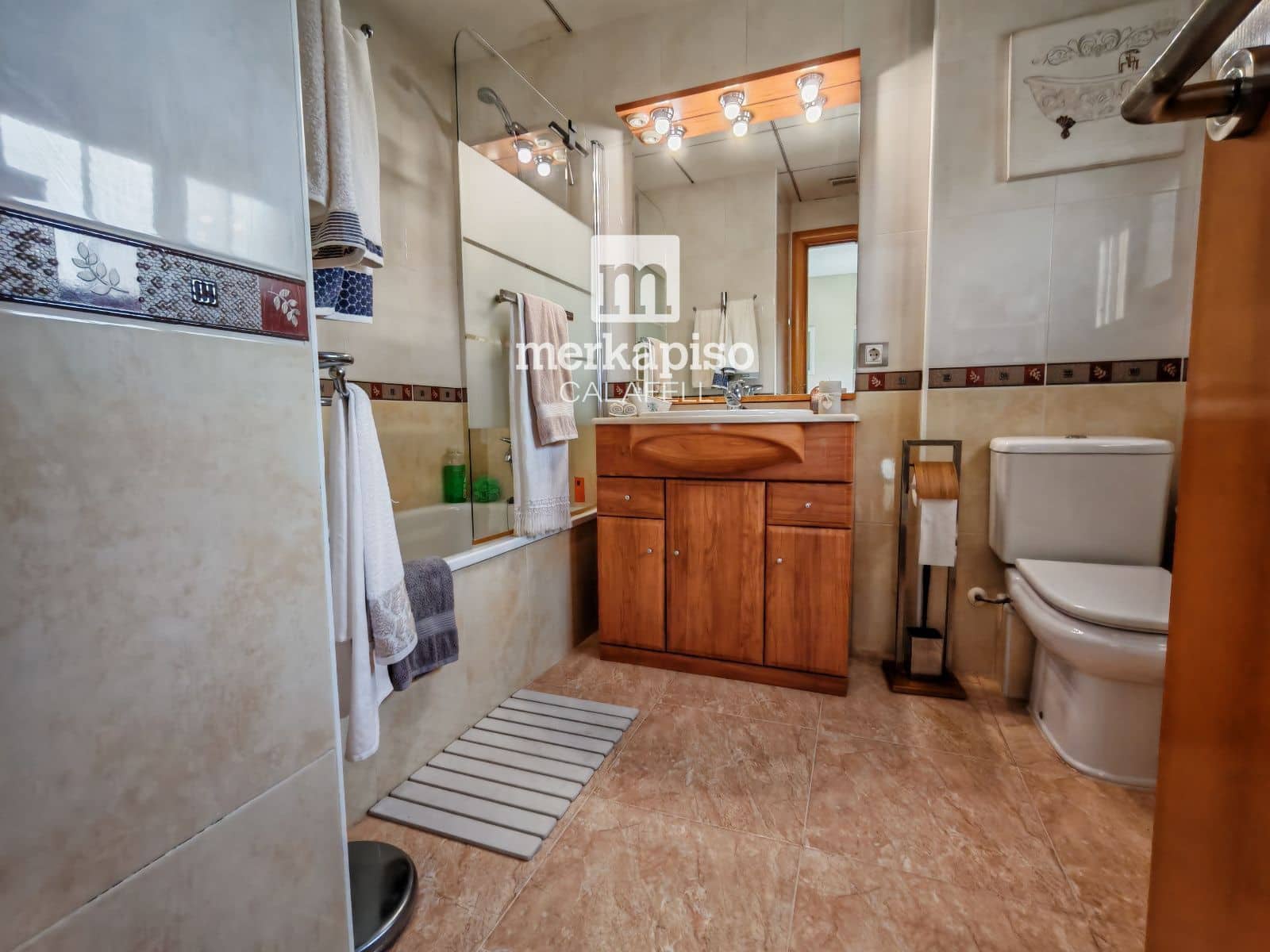 4 quarto Casa em Banda para venda em El Vendrell com garagem - 347 000 € (Ref: 9969083)