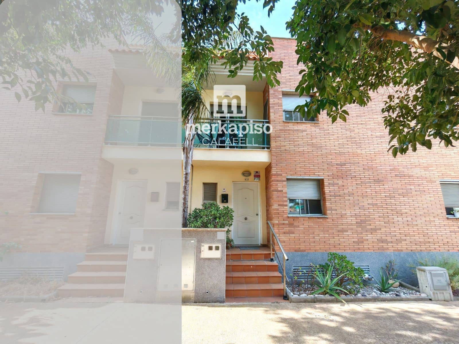 4 quarto Casa em Banda para venda em El Vendrell com garagem - 347 000 € (Ref: 9969083)