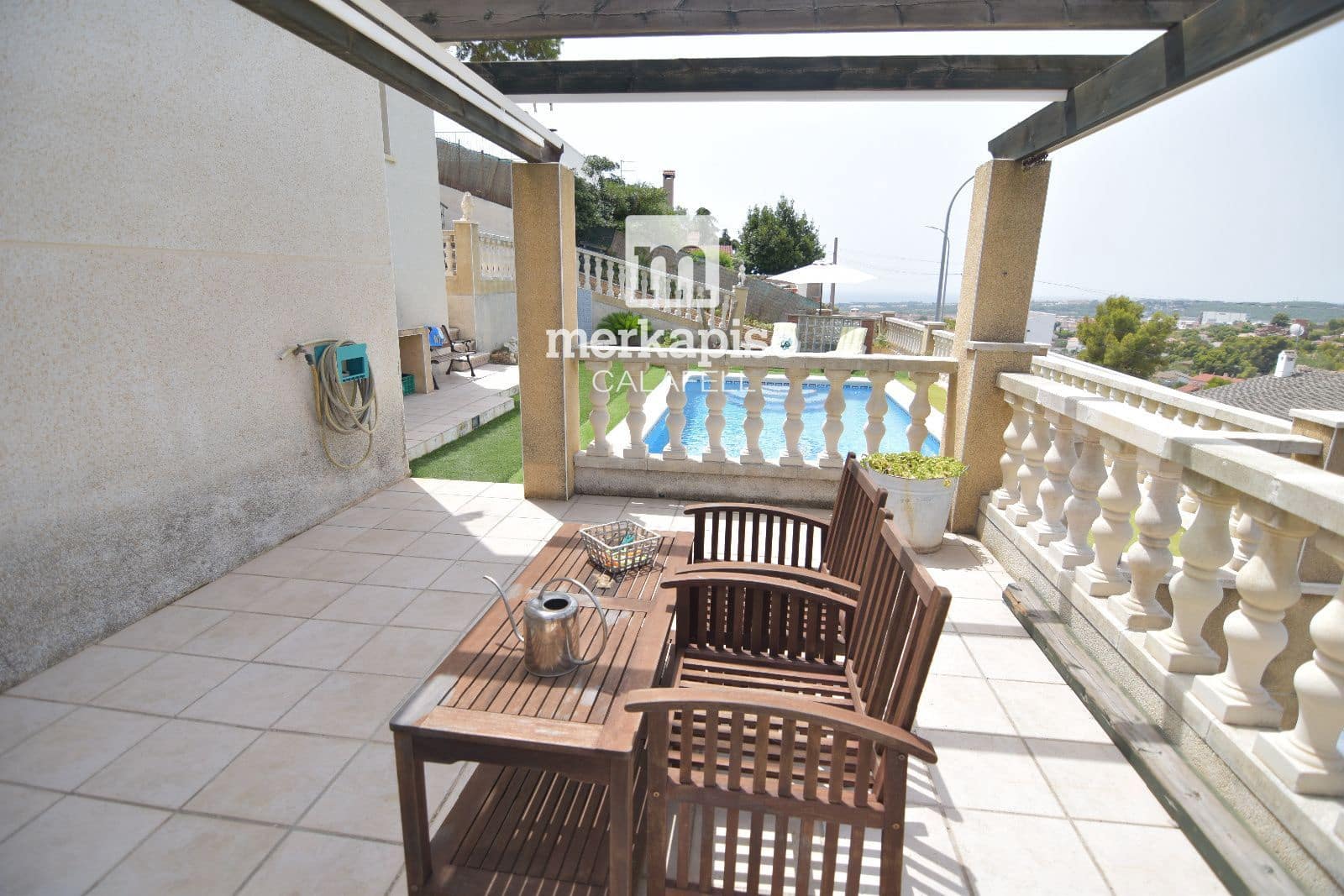 Casa de 3 habitaciones en Roda de Barà en venta con piscina garaje - 298.000 € (Ref: 9976580)