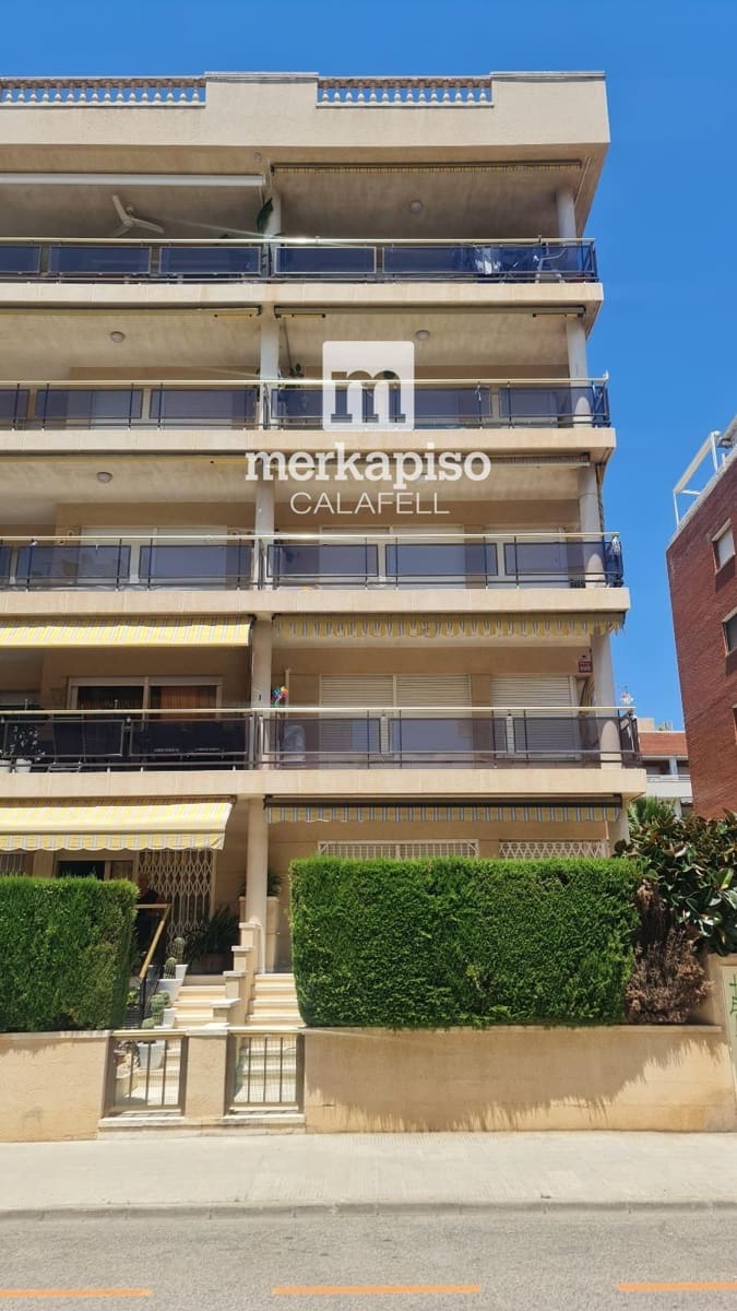 Piso de 2 habitaciones en Calafell en venta con piscina garaje - 265.000 € (Ref: 9991852)