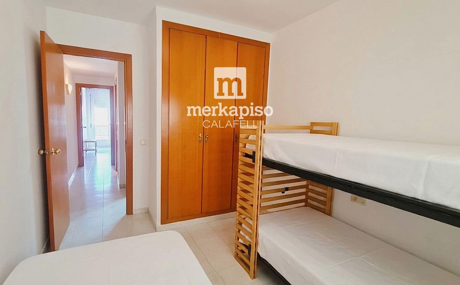 Piso de 2 habitaciones en Calafell en venta con piscina garaje - 265.000 € (Ref: 9991852)
