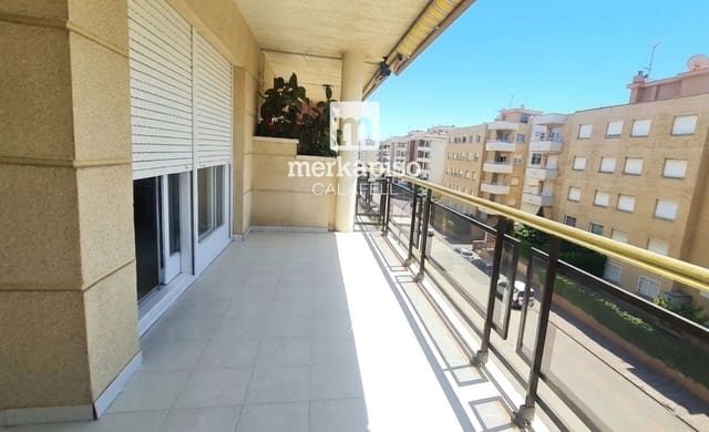Piso de 2 habitaciones en Calafell en venta con piscina garaje - 265.000 € (Ref: 9991852)