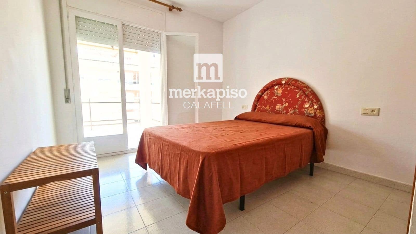 Piso de 2 habitaciones en Calafell en venta con piscina garaje - 265.000 € (Ref: 9991852)