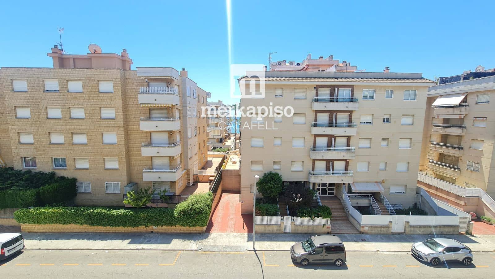 Piso de 2 habitaciones en Calafell en venta con piscina garaje - 265.000 € (Ref: 9991852)