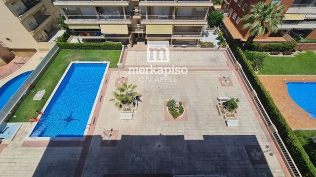 Piso de 2 habitaciones en Calafell en venta con piscina garaje - 265.000 € (Ref: 9991852)