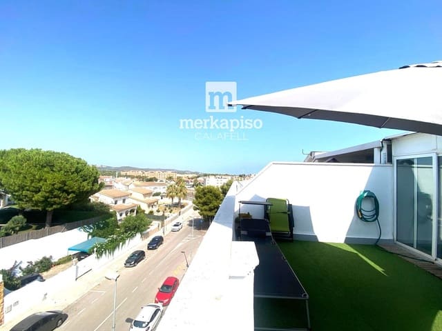 Piso de 2 habitaciones en Coma-Ruga, El Vendrell en venta con piscina garaje - 198.000 € (Ref: 9993689)
