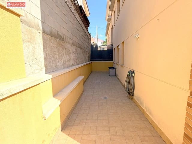 2 bedroom Apartment for sale in Segur de Calafell, Calafell with pool garage - € 236,000 (Ref: 10090811)