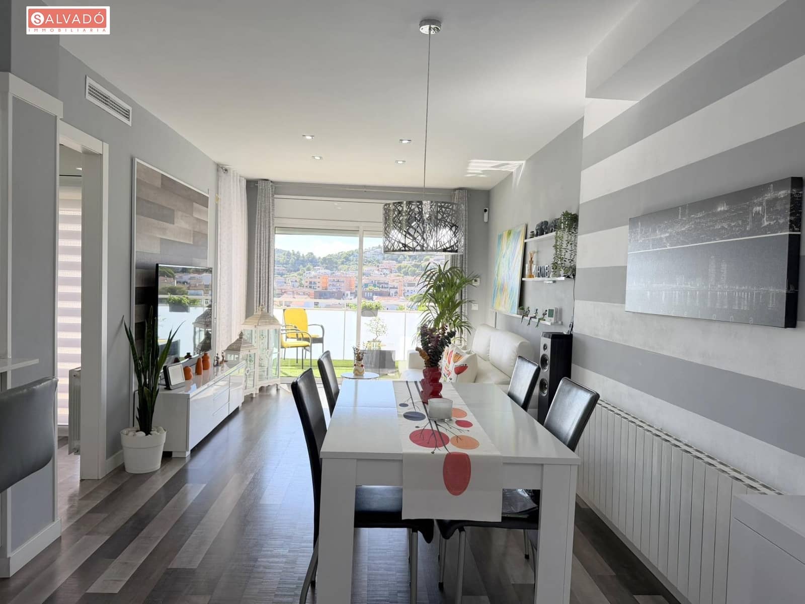 3 chambre Villa/Maison Mitoyenne à vendre à Segur de Calafell avec piscine garage - 398 000 € (Ref: 10100171)