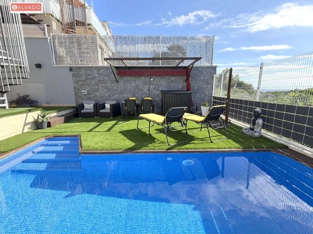 3 chambre Villa/Maison Mitoyenne à vendre à Segur de Calafell, Calafell avec piscine garage - 398 000 € (Ref: 10100171)