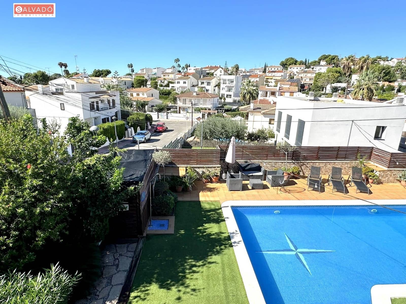 6 soverom Villa til salgs i Cunit med svømmebasseng - € 489 000 (Ref: 10157968)