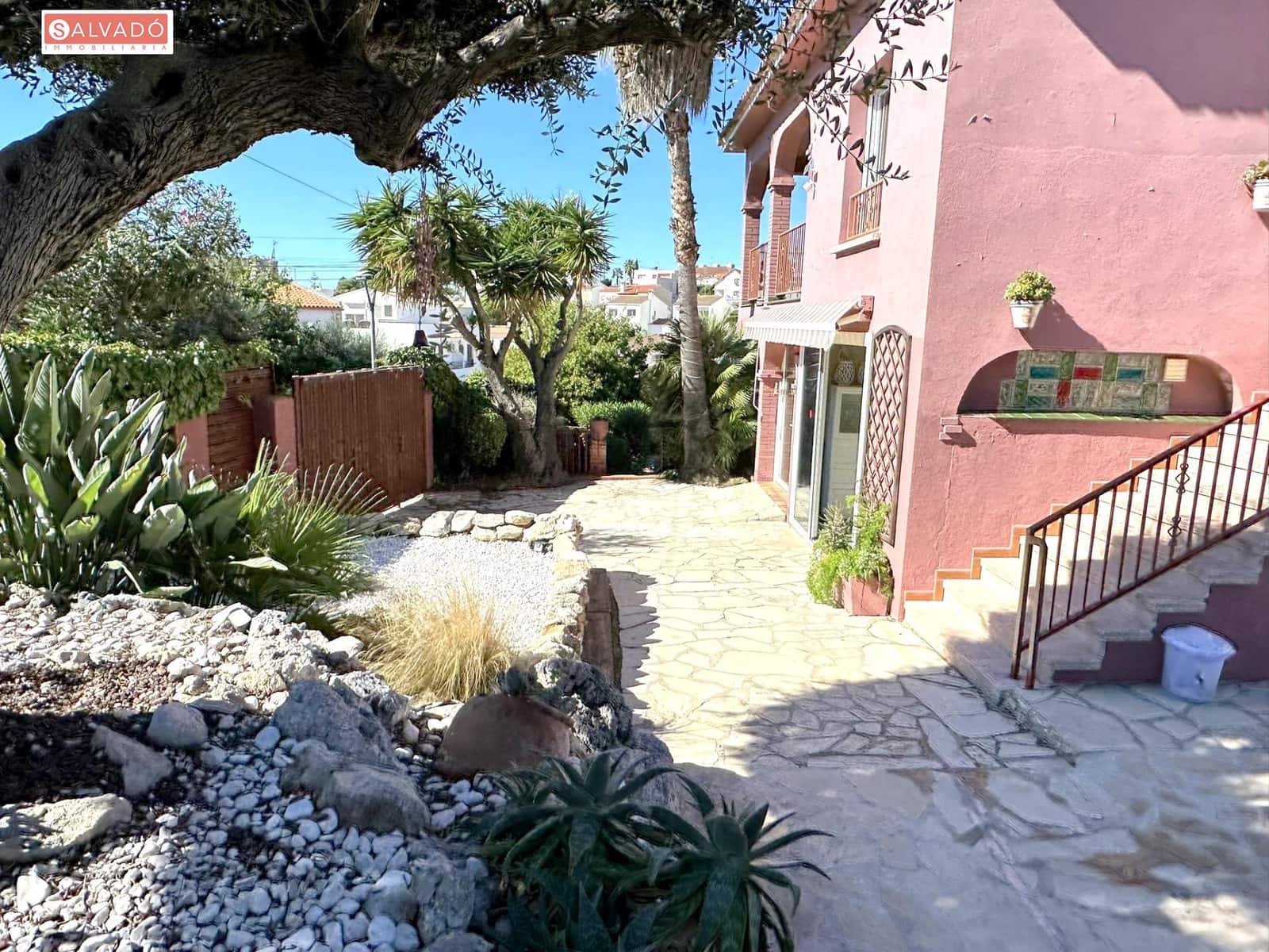 6 soverom Villa til salgs i Cunit med svømmebasseng - € 489 000 (Ref: 10157968)
