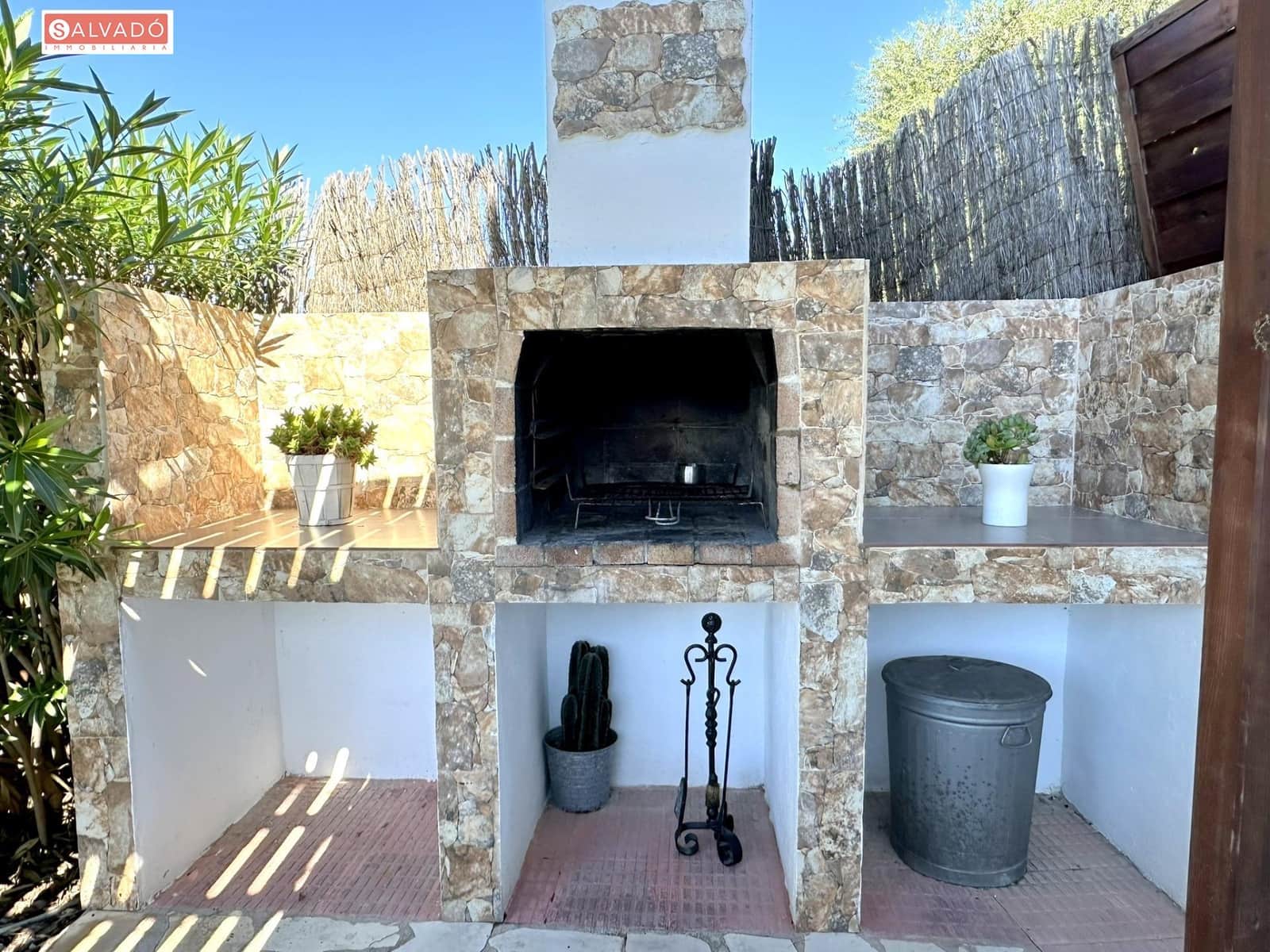 6 soverom Villa til salgs i Cunit med svømmebasseng - € 489 000 (Ref: 10157968)